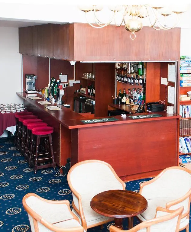 Tower House Hotel Bournemouth 2*,